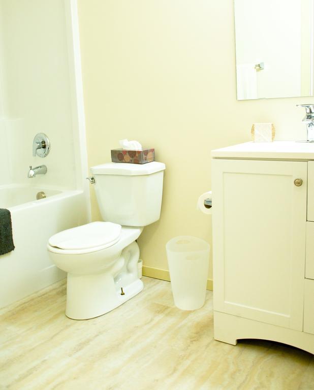 Annarthur Guest House Nanaimo Ruang foto